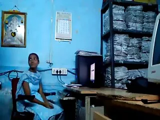 मैक्सएक्साइन हिंदी में फुल सेक्स मूवी स्क्वर्ट