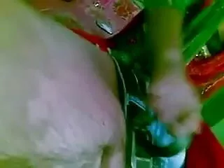 चेरी में गर्म किशोर हिंदी सेक्सी पिक्चर फुल मूवी वीडियो फूहड़ के साथ भाप से भरा स्नान है