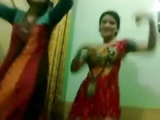 हैप्पी की सेक्सी मूवी फिल्म वीडियो सालगिरह जॉय और CEI