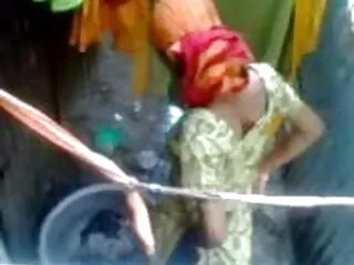 बढ़ा हिंदी में सेक्सी बीएफ मूवी चल