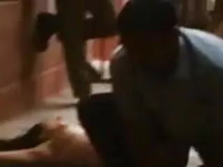 सातोमी एक काला मुर्गा हॉलीवुड सेक्स फिल्म लेता है
